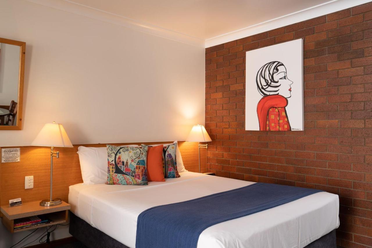 Country Pathfinder Motor Inn Dalby Εξωτερικό φωτογραφία