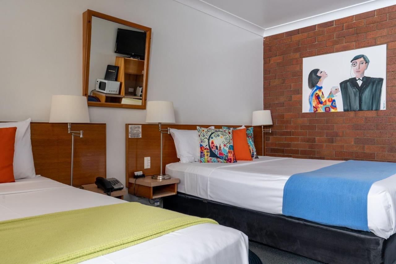 Country Pathfinder Motor Inn Dalby Εξωτερικό φωτογραφία