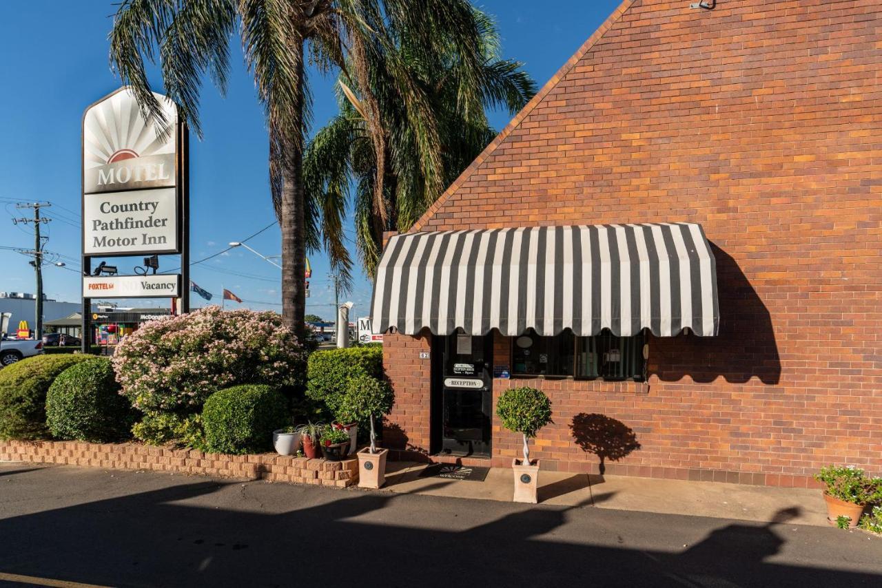 Country Pathfinder Motor Inn Dalby Εξωτερικό φωτογραφία