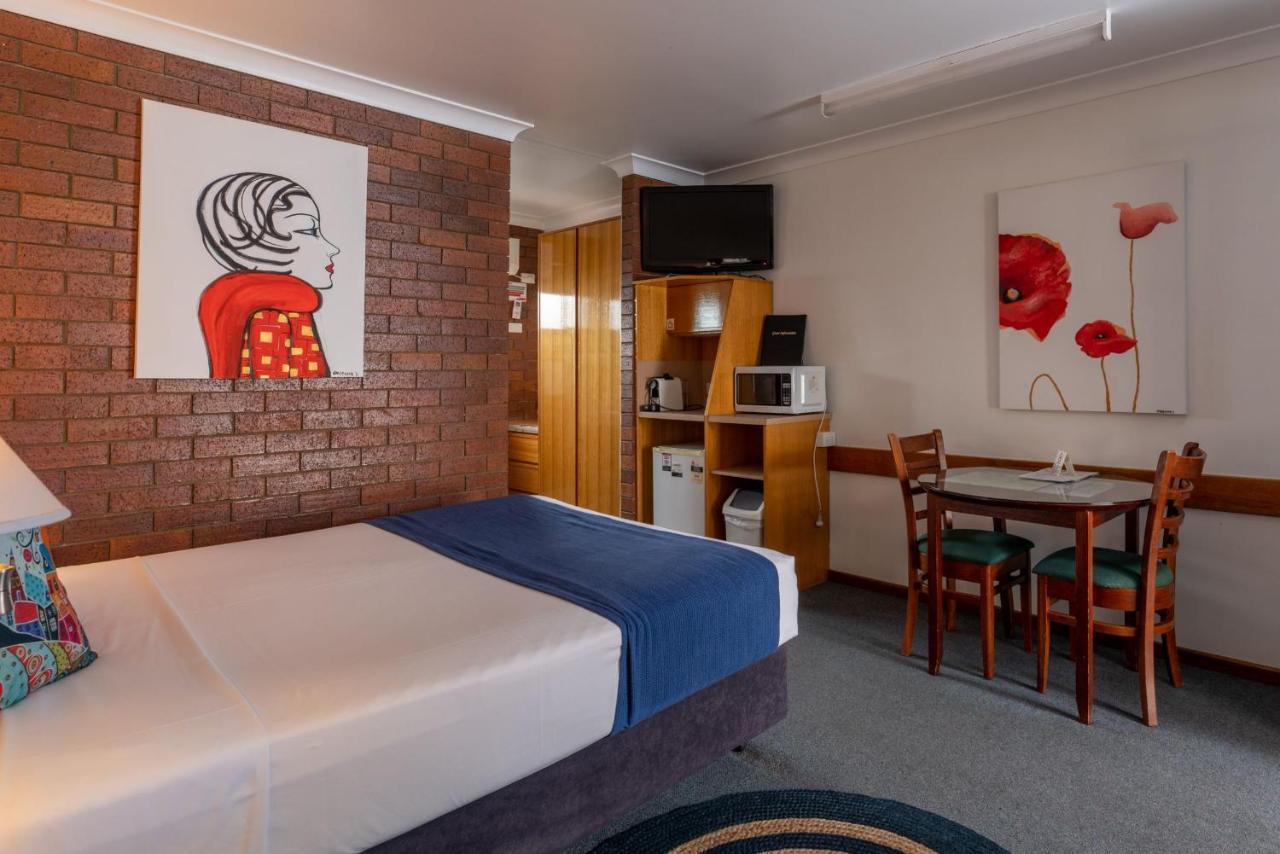 Country Pathfinder Motor Inn Dalby Εξωτερικό φωτογραφία