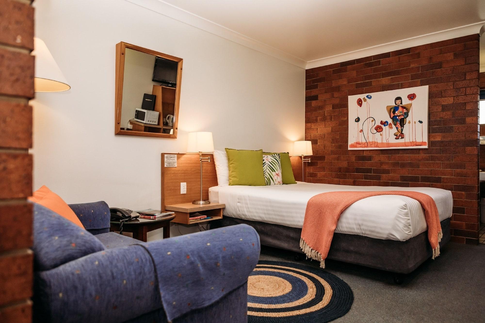 Country Pathfinder Motor Inn Dalby Εξωτερικό φωτογραφία