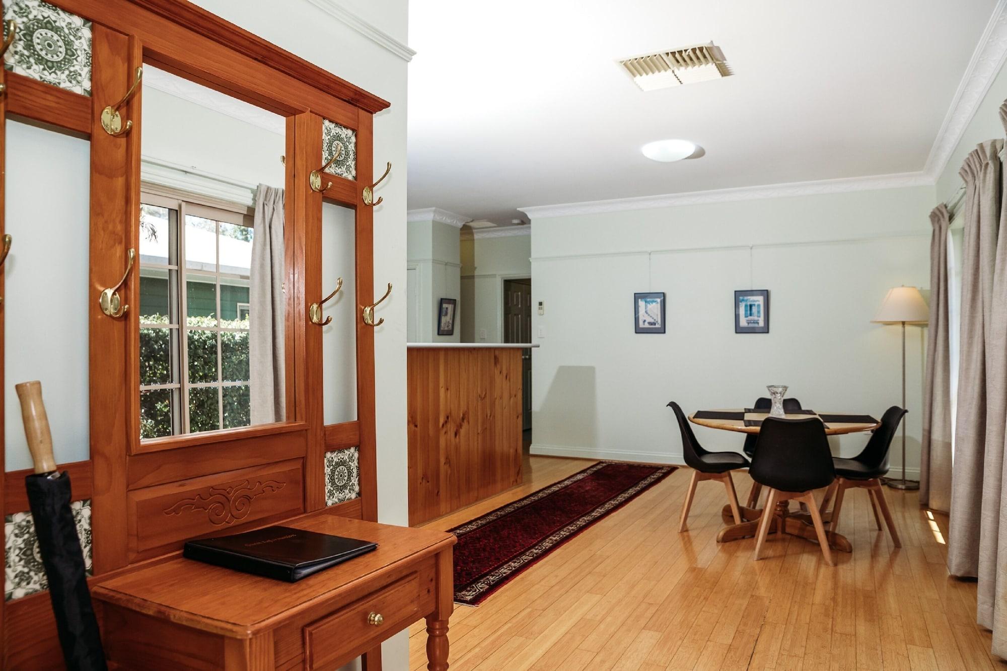 Country Pathfinder Motor Inn Dalby Εξωτερικό φωτογραφία