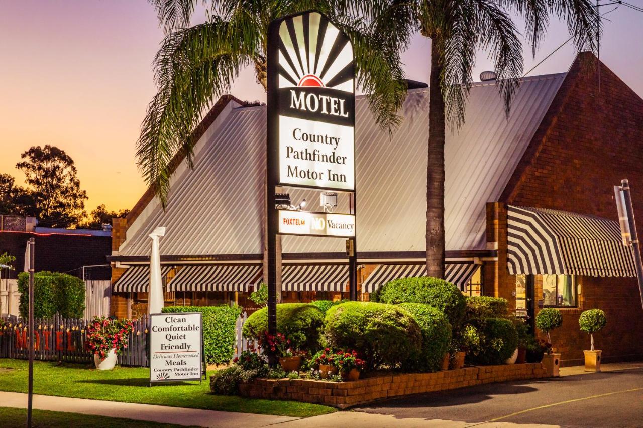 Country Pathfinder Motor Inn Dalby Εξωτερικό φωτογραφία