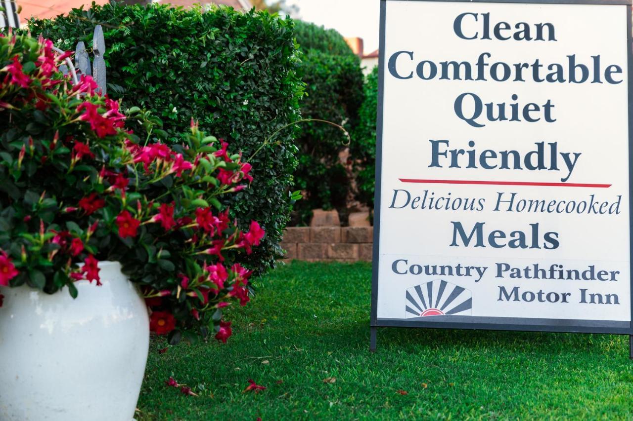 Country Pathfinder Motor Inn Dalby Εξωτερικό φωτογραφία
